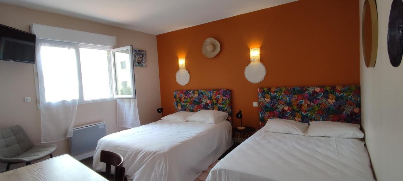 Hotel & Cantine De La Plage Les Sables-d'Olonne Exterior photo