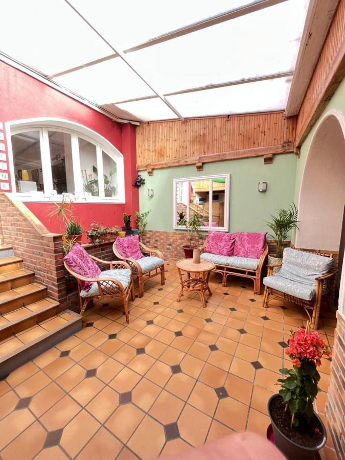 Hotel & Cantine De La Plage Les Sables-d'Olonne Exterior photo