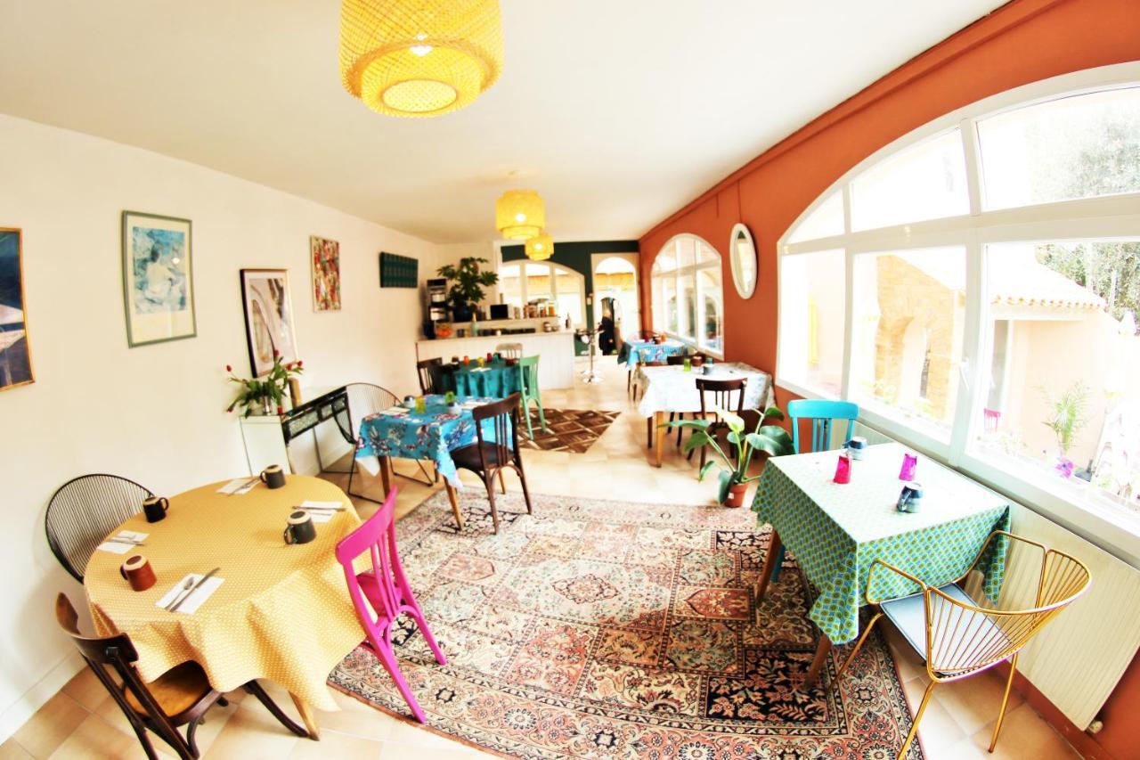 Hotel & Cantine De La Plage Les Sables-d'Olonne Exterior photo