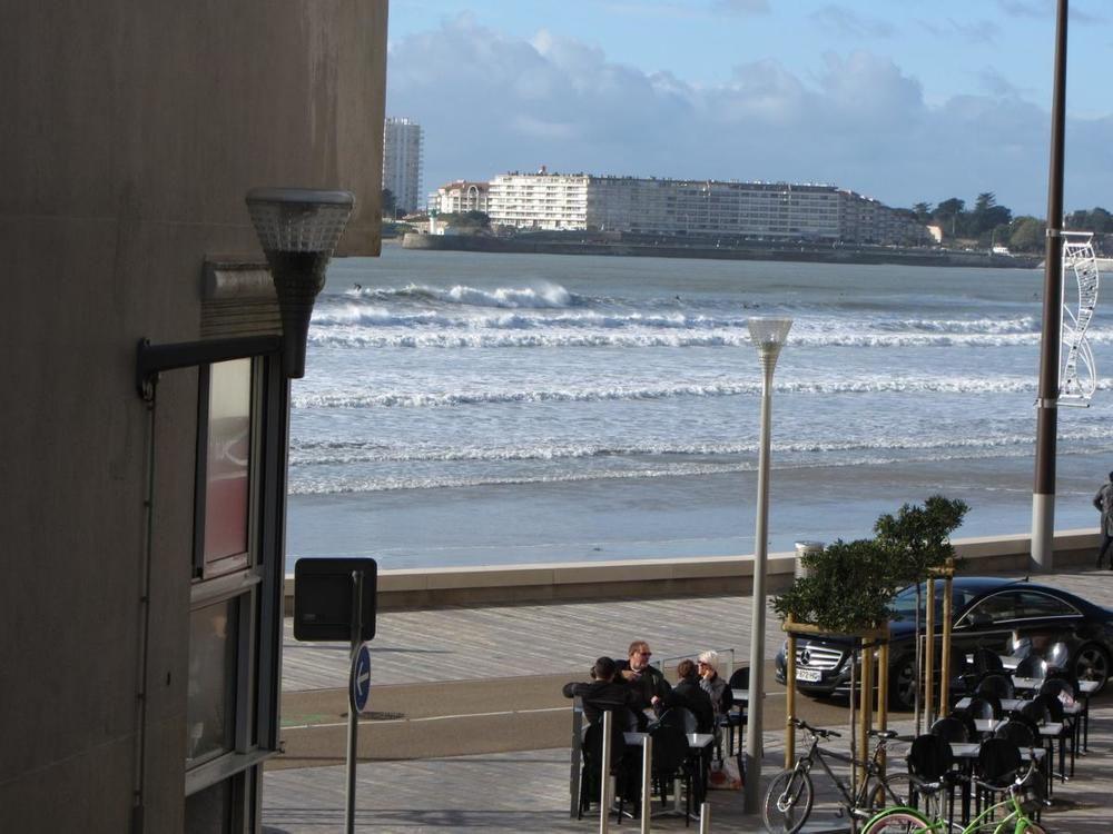 Hotel & Cantine De La Plage Les Sables-d'Olonne Exterior photo