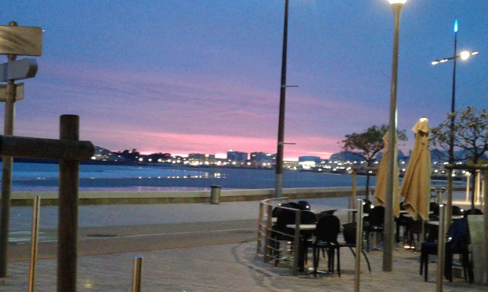 Hotel & Cantine De La Plage Les Sables-d'Olonne Exterior photo